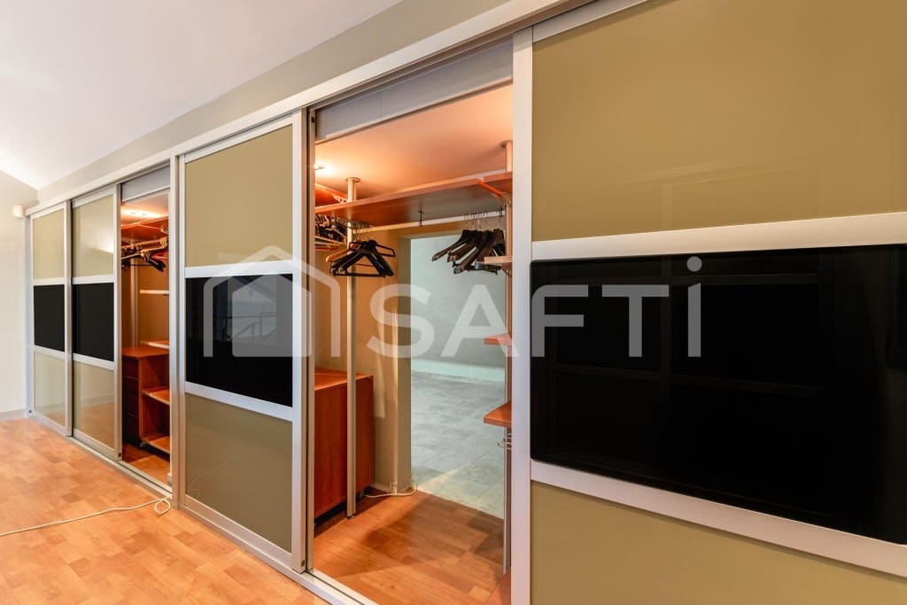 3 bedroom Finca/Country House for sale in Torreblanca with pool - € 300,000 (Ref: 9530614)