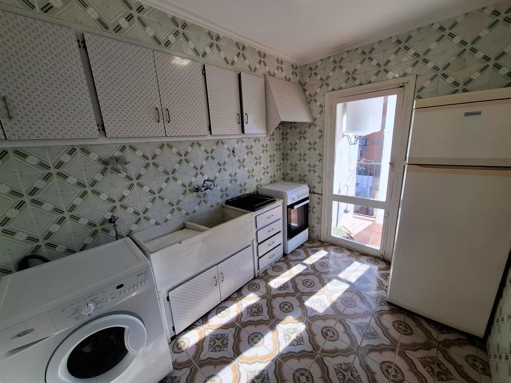 3 bedroom Apartment for sale in Ontinyent - € 75,900 (Ref: 9533785)