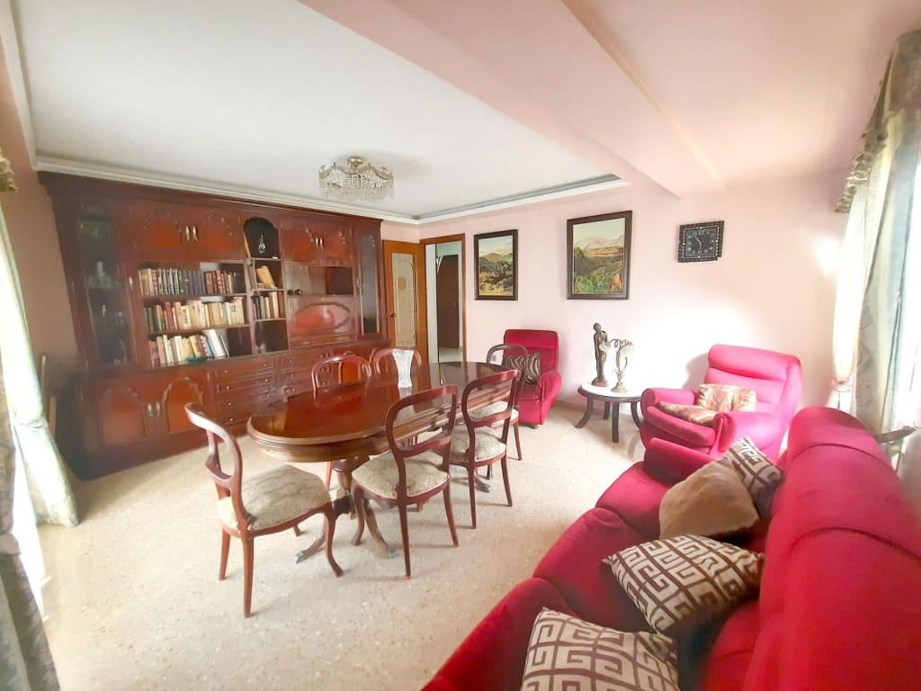 5 sovrum Lägenhet till salu i Sagunto / Sagunt - 170 000 € (Ref: 9533788)