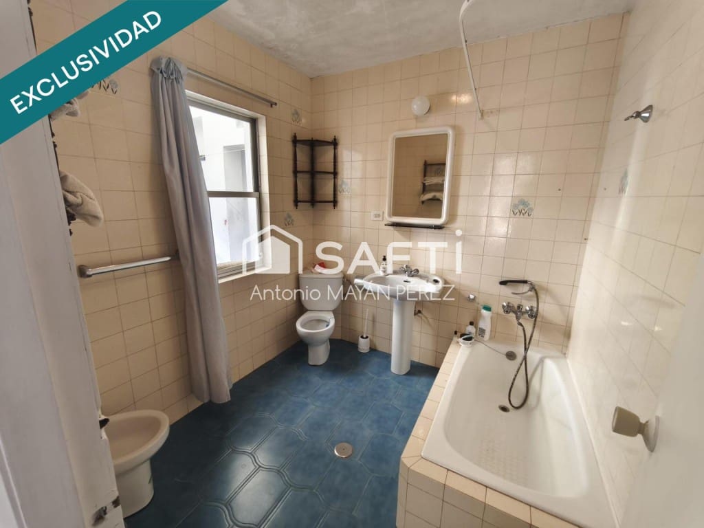 7 camera da letto Villa in vendita in Ribeira con garage - 231.000 € (Rif: 9533789)
