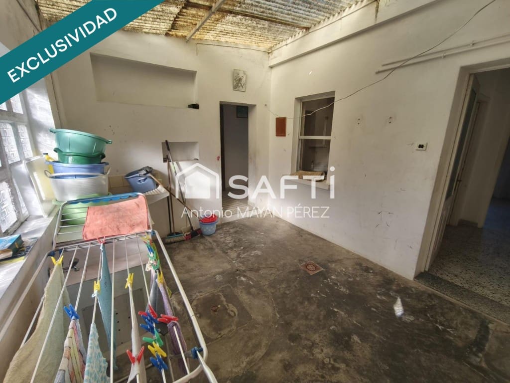 7 camera da letto Villa in vendita in Ribeira con garage - 231.000 € (Rif: 9533789)