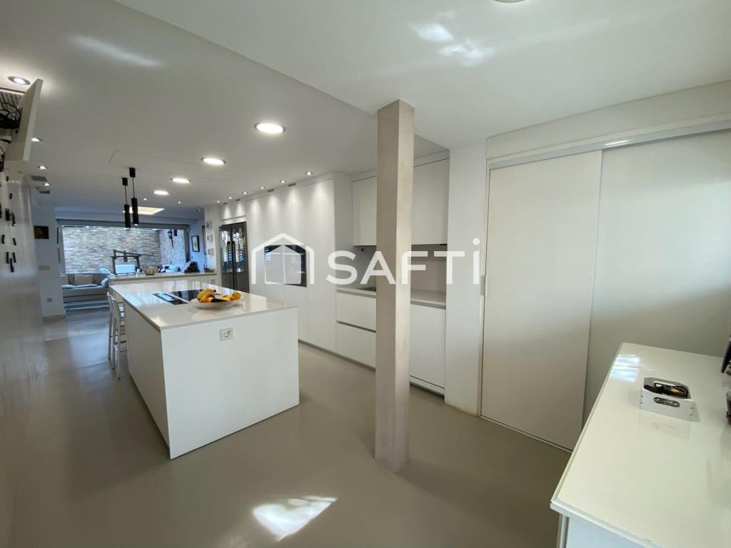 6 camera da letto Villa in vendita in Alcala de Guadaira con piscina garage - 935.000 € (Rif: 9533791)