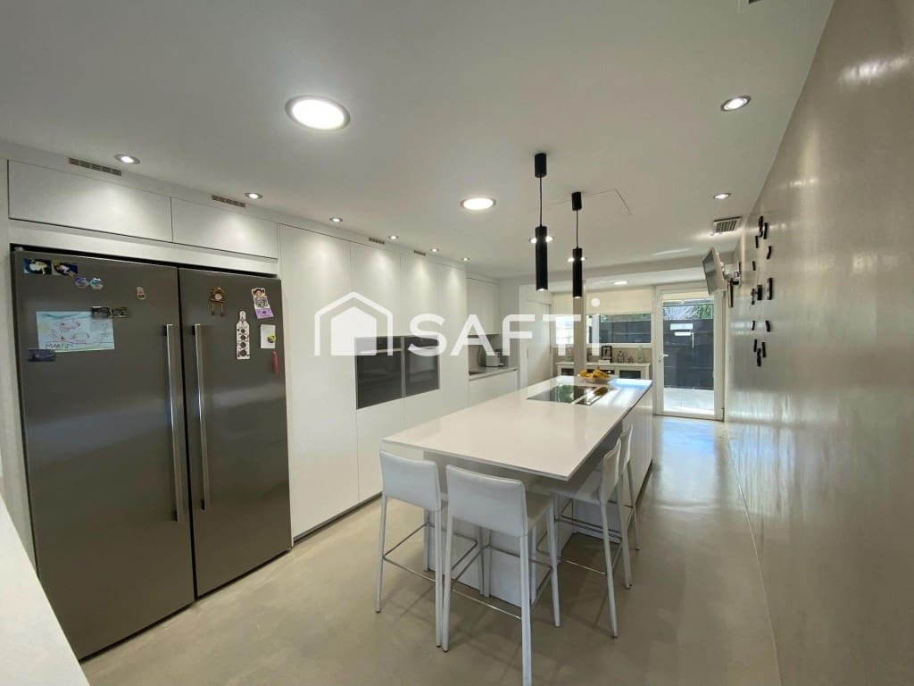 6 camera da letto Villa in vendita in Alcala de Guadaira con piscina garage - 935.000 € (Rif: 9533791)