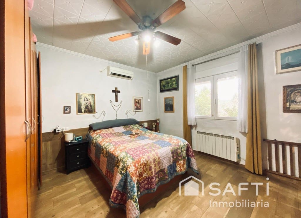 2 sovrum Finca/Hus på landet till salu i Llombai - 295 000 € (Ref: 9533792)