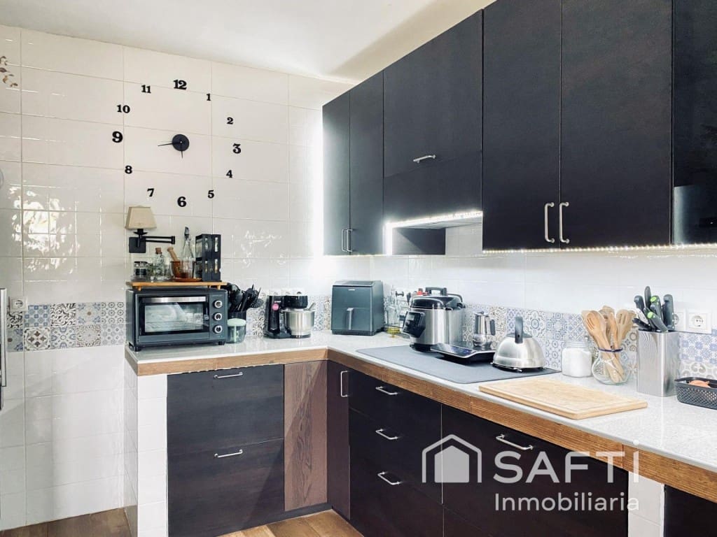 2 sovrum Finca/Hus på landet till salu i Llombai - 295 000 € (Ref: 9533792)