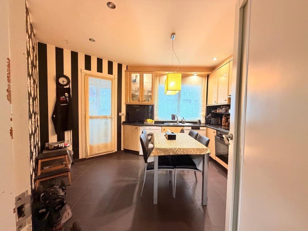 2 bedroom Apartment for sale in Pontevedra city with garage - € 245,000 (Ref: 9533794)