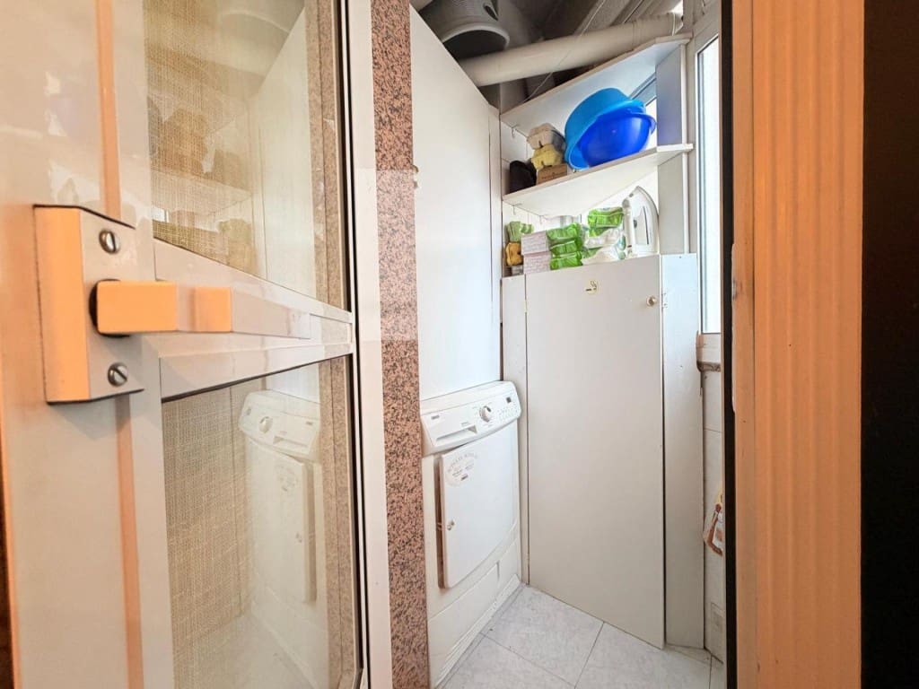 2 bedroom Apartment for sale in Pontevedra city with garage - € 245,000 (Ref: 9533794)