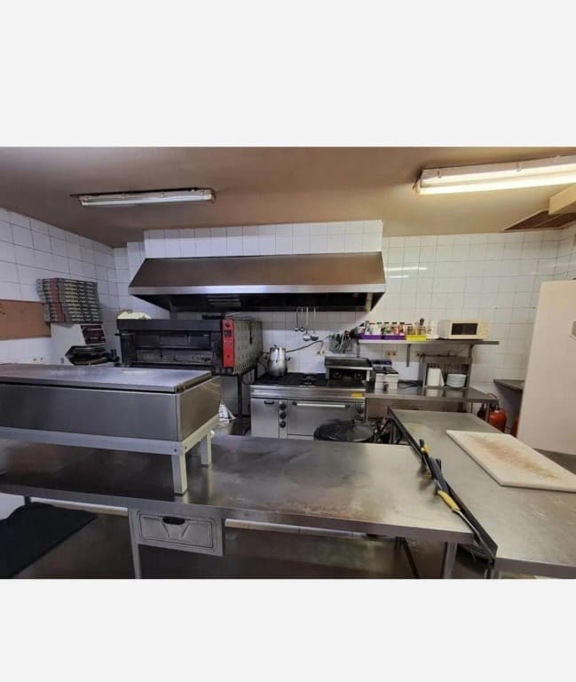 Commerciale in vendita in Salobrena - 207.260 € (Rif: 9533796)