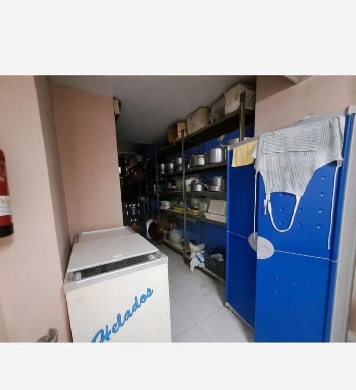 Commerciale in vendita in Salobrena - 207.260 € (Rif: 9533796)