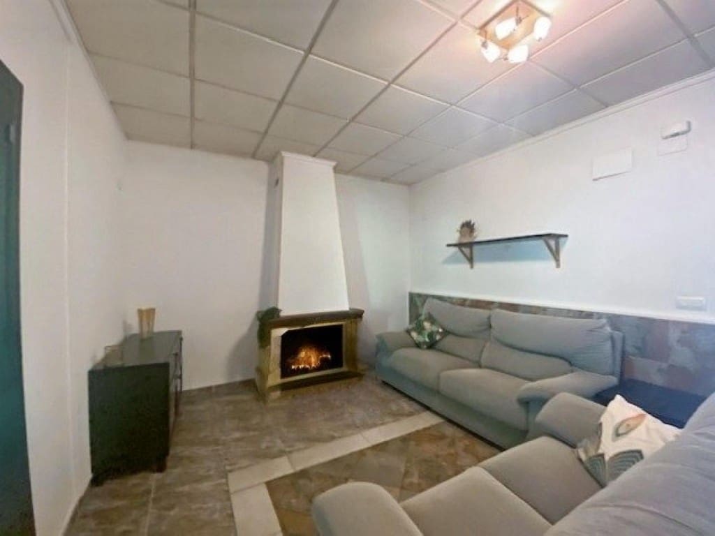 4 sypialnia Willa na sprzedaż w Los Montesinos z basenem garażem - 286 000 € (Ref: 9535778)