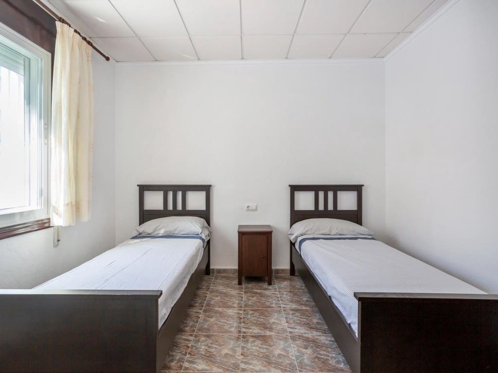 4 sypialnia Willa na sprzedaż w Los Montesinos z basenem garażem - 286 000 € (Ref: 9535778)