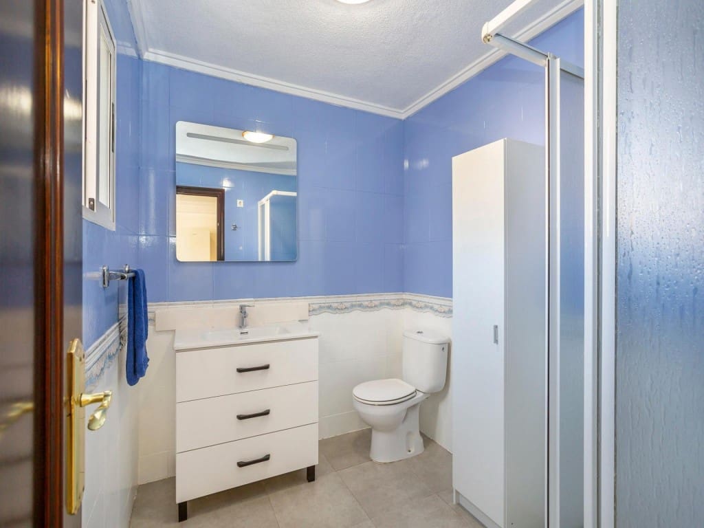 4 sypialnia Willa na sprzedaż w Los Montesinos z basenem garażem - 286 000 € (Ref: 9535778)