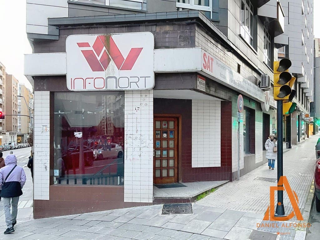 Gewerbe zu vermieten in Gijon - 700 € (Ref: 9535779)