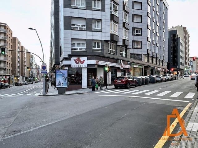 Gewerbe zu vermieten in Gijón - 700 € (Ref: 9535779)