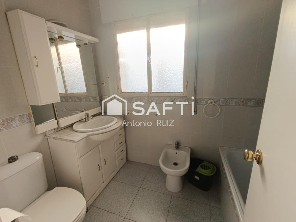 3 bedroom Apartment for sale in Ubeda - € 89,990 (Ref: 9535780)