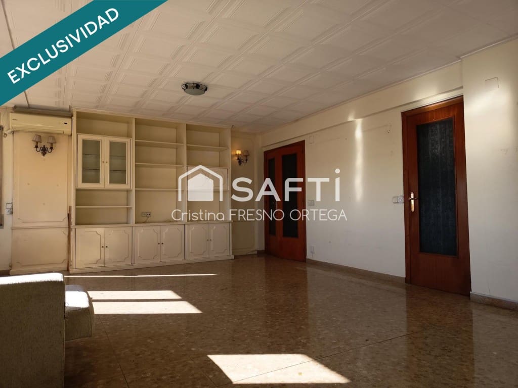 4 bedroom Apartment for sale in Reus - € 159,000 (Ref: 9535781)