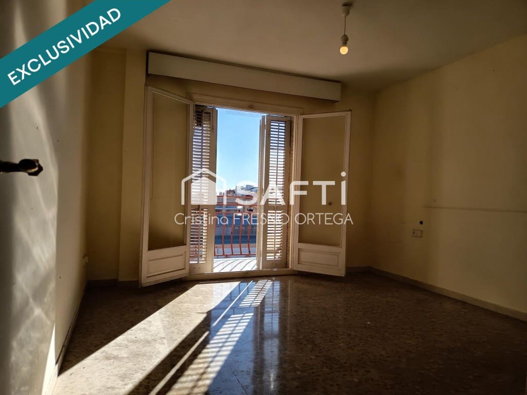 4 bedroom Apartment for sale in Reus - € 159,000 (Ref: 9535781)