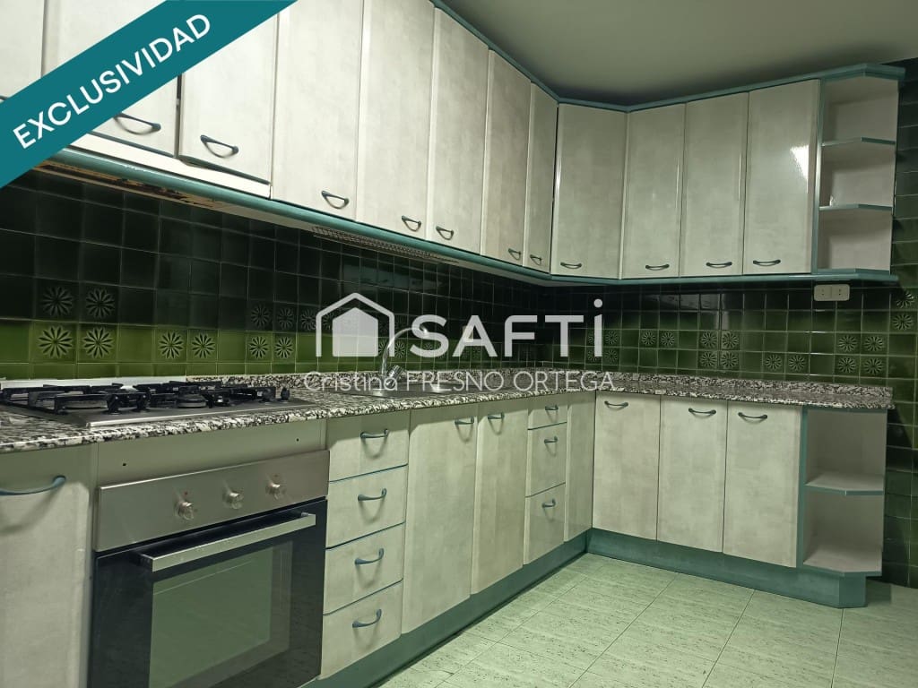 4 bedroom Apartment for sale in Reus - € 159,000 (Ref: 9535781)