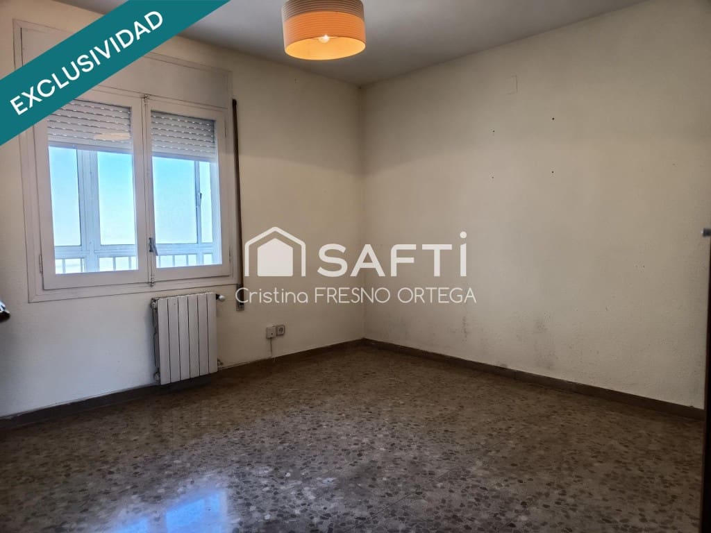 4 bedroom Apartment for sale in Reus - € 159,000 (Ref: 9535781)