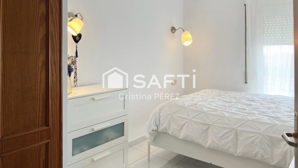 Adosado de 4 habitaciones en Blanes en venta - 399.000 € (Ref: 9540977)