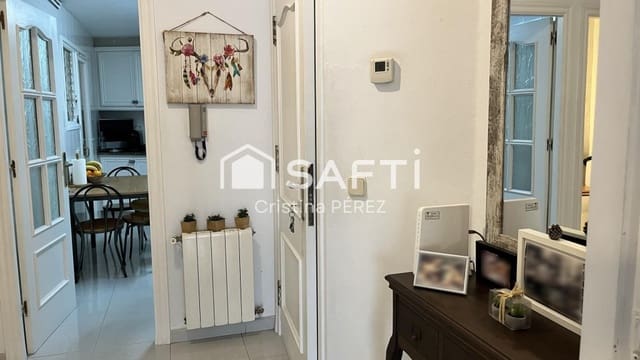Adosado de 4 habitaciones en Blanes en venta - 399.000 € (Ref: 9540977)
