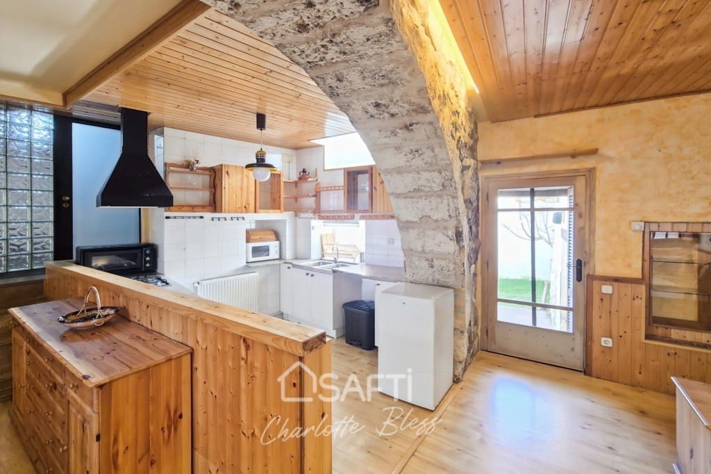 4 Zimmer Reihenhaus zu verkaufen in La Torre de Claramunt - 258.000 € (Ref: 9540978)