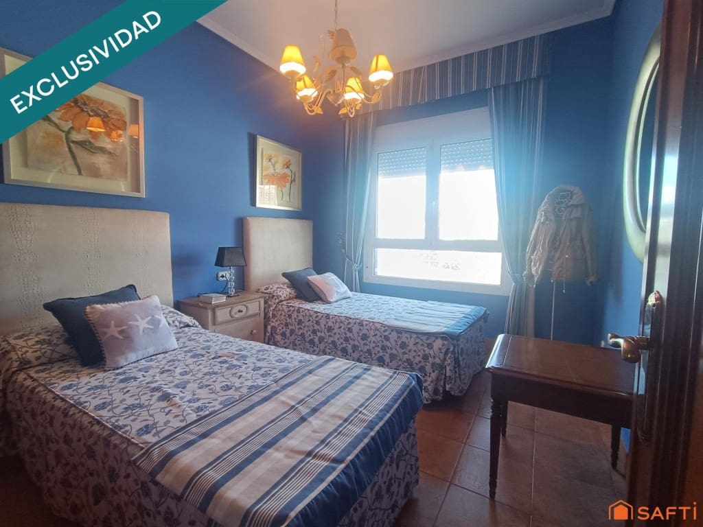 6 bedroom Villa for sale in Nijar with pool garage - € 680,000 (Ref: 9540983)