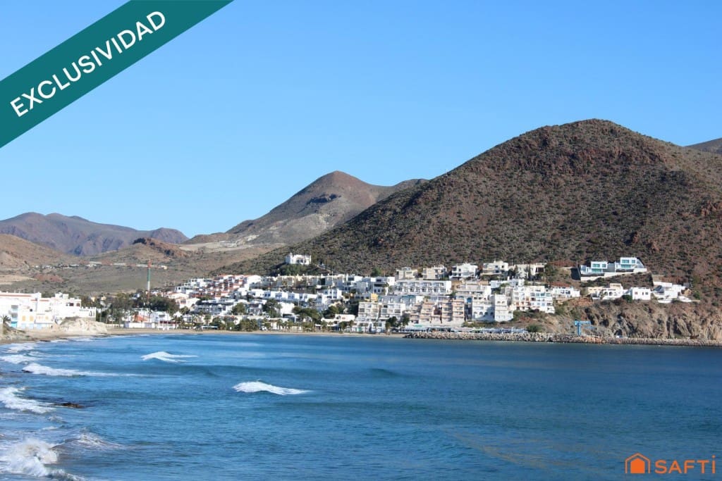 6 bedroom Villa for sale in Nijar with pool garage - € 680,000 (Ref: 9540983)