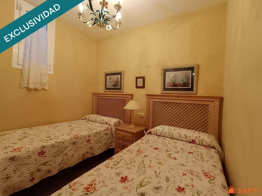 6 bedroom Villa for sale in Nijar with pool garage - € 680,000 (Ref: 9540983)