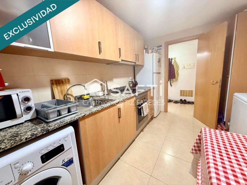 3 sovrum Lägenhet till salu i Sils med garage - 179 000 € (Ref: 9543402)