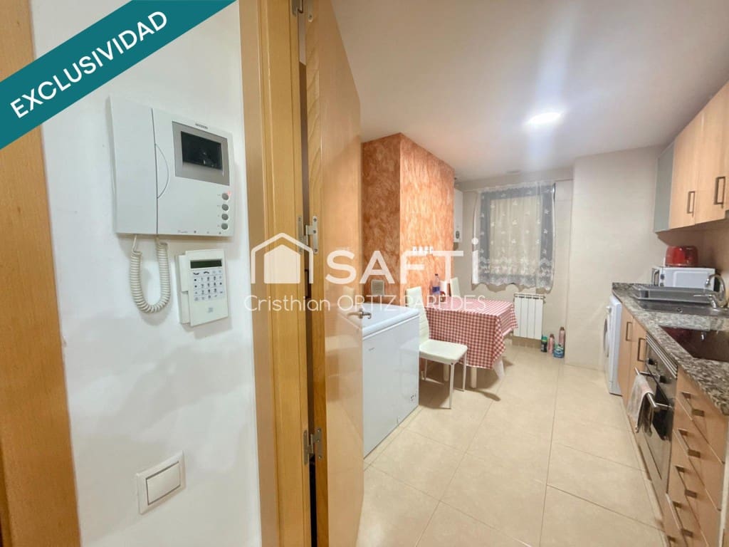 3 sovrum Lägenhet till salu i Sils med garage - 179 000 € (Ref: 9543402)