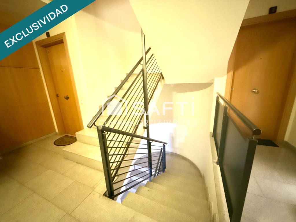 3 sovrum Lägenhet till salu i Sils med garage - 179 000 € (Ref: 9543402)