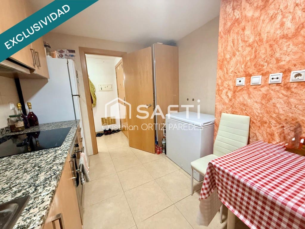 3 sovrum Lägenhet till salu i Sils med garage - 179 000 € (Ref: 9543402)