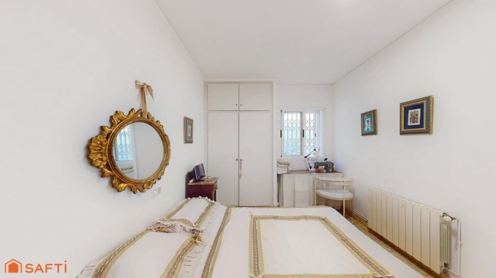 4 soverom Villa til salgs i Girona by med svømmebasseng garasje - € 890 000 (Ref: 9543408)