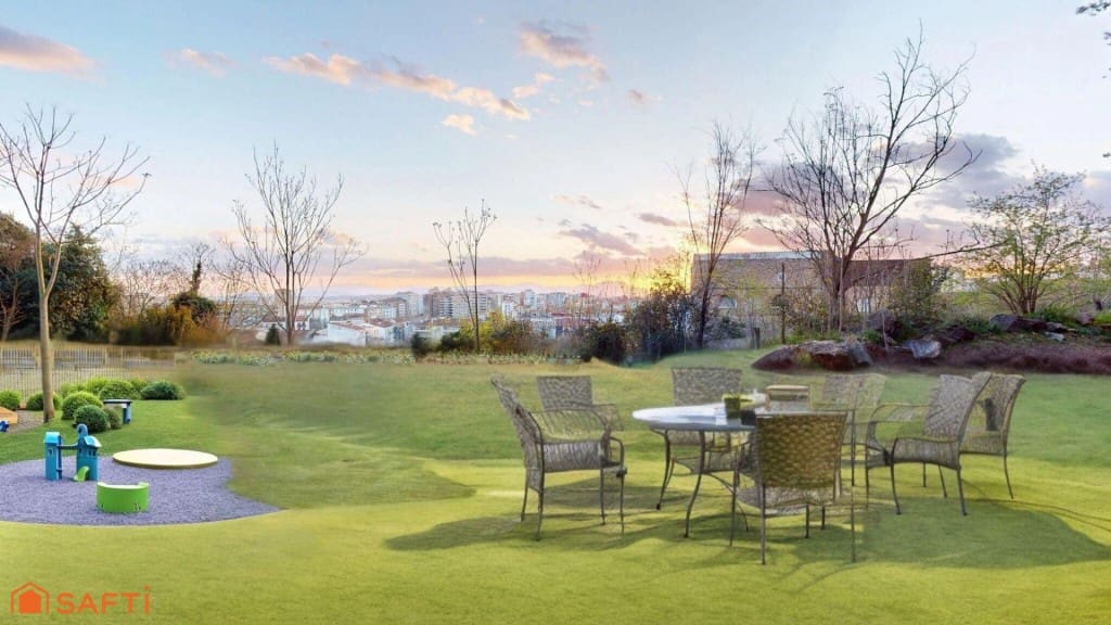 4 soverom Villa til salgs i Girona by med svømmebasseng garasje - € 890 000 (Ref: 9543408)