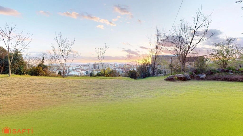 4 soverom Villa til salgs i Girona by med svømmebasseng garasje - € 890 000 (Ref: 9543408)