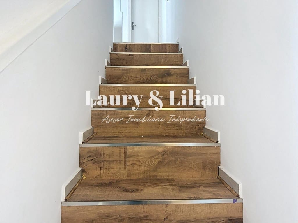 4 soverom Villa til salgs i Empuriabrava med garasje - € 259 000 (Ref: 9543409)