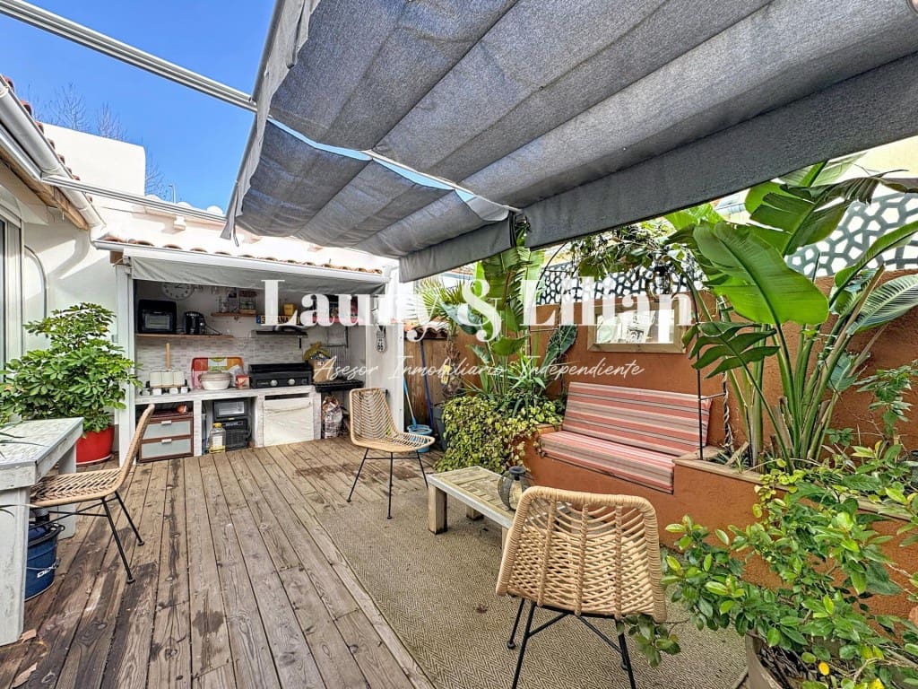 4 soverom Villa til salgs i Empuriabrava med garasje - € 259 000 (Ref: 9543409)