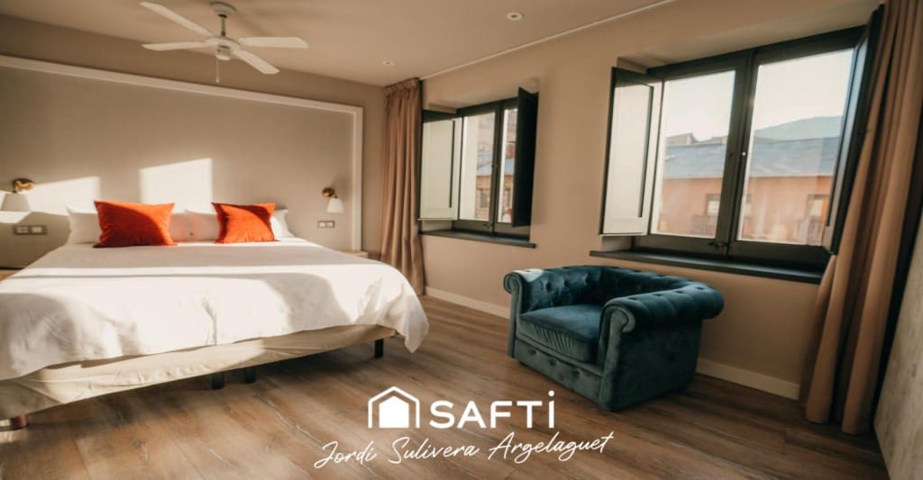 Office for sale in Montella i Martinet - € 2,500,000 (Ref: 9543411)