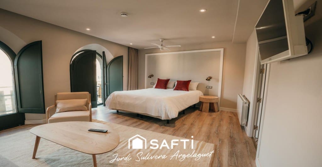 Office for sale in Montella i Martinet - € 2,500,000 (Ref: 9543411)