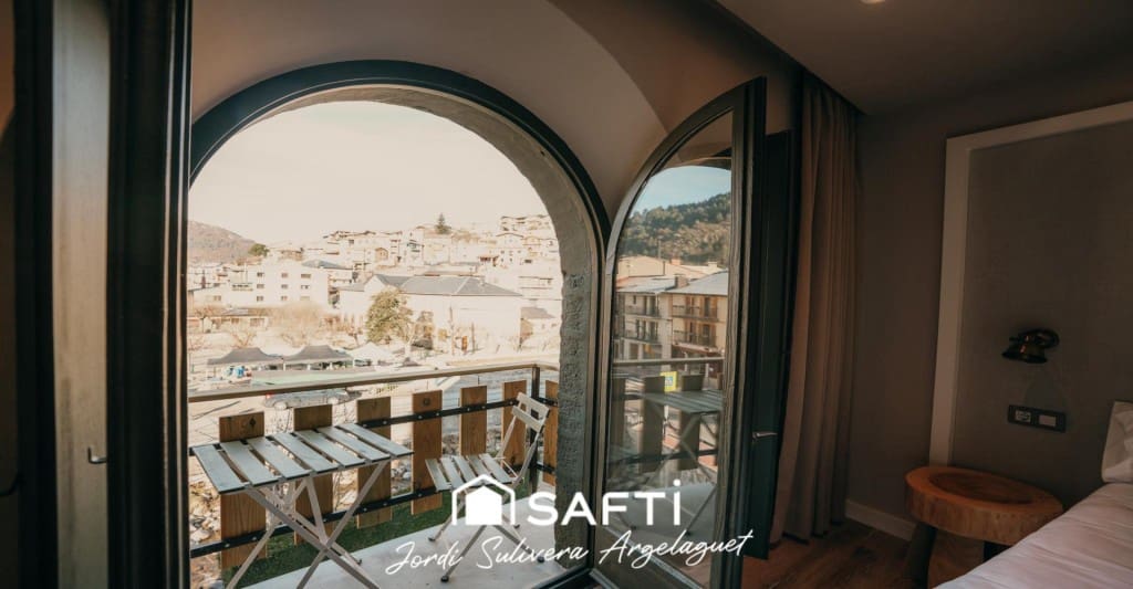 Office for sale in Montella i Martinet - € 2,500,000 (Ref: 9543411)