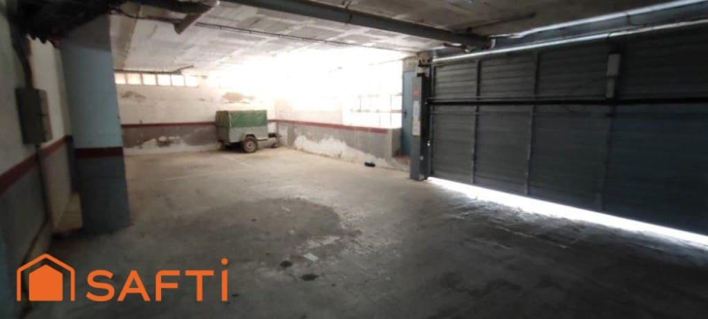 Garasje til salgs i Francas - € 6 500 (Ref: 9543413)