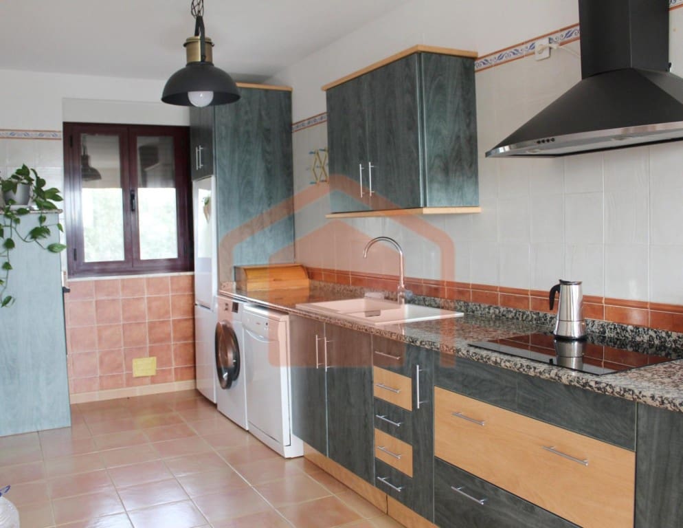 4 bedroom Finca/Country House for sale in Ciperez with pool garage - € 365,000 (Ref: 9543417)