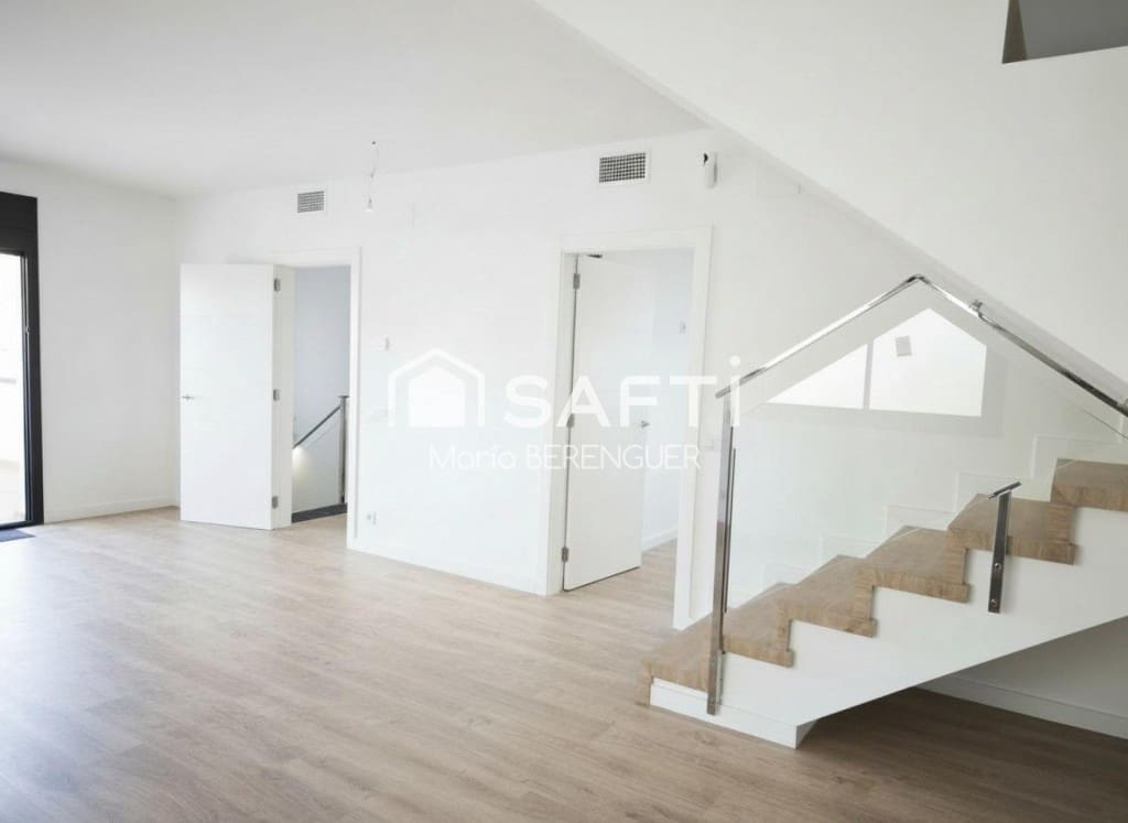 4 soveværelse Villa til salg i Calafell med swimmingpool garage - € 540.000 (Ref: 9543419)