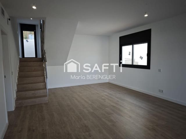 4 soveværelse Villa til salg i Calafell med swimmingpool garage - € 540.000 (Ref: 9543419)