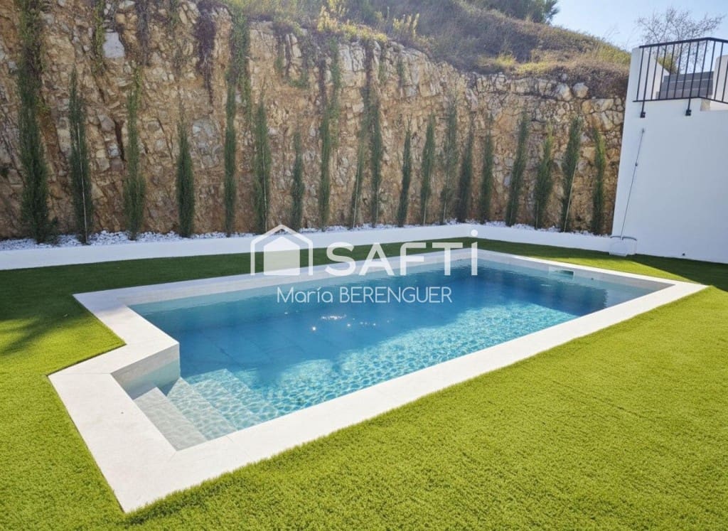 4 soveværelse Villa til salg i Calafell med swimmingpool garage - € 540.000 (Ref: 9543419)