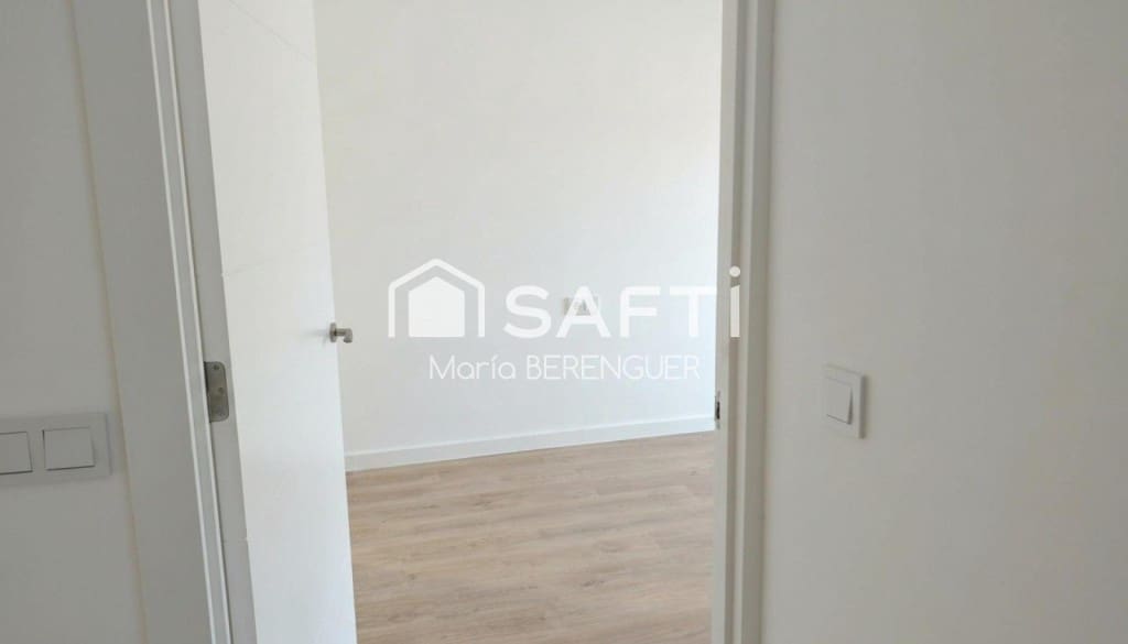 4 soveværelse Villa til salg i Calafell med swimmingpool garage - € 540.000 (Ref: 9543419)