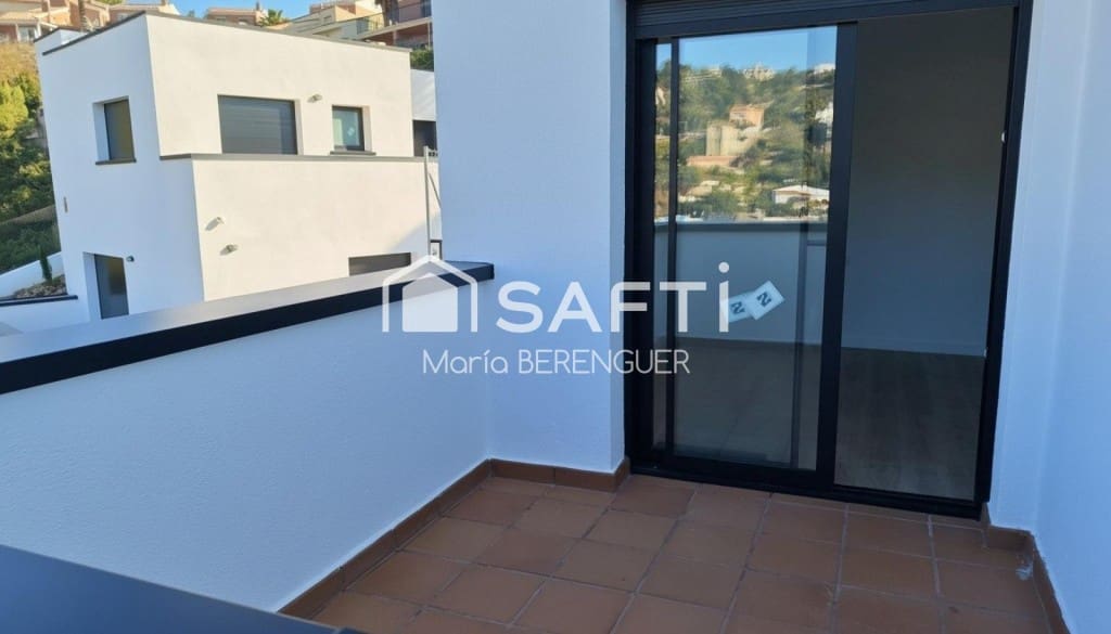 4 soveværelse Villa til salg i Calafell med swimmingpool garage - € 540.000 (Ref: 9543419)