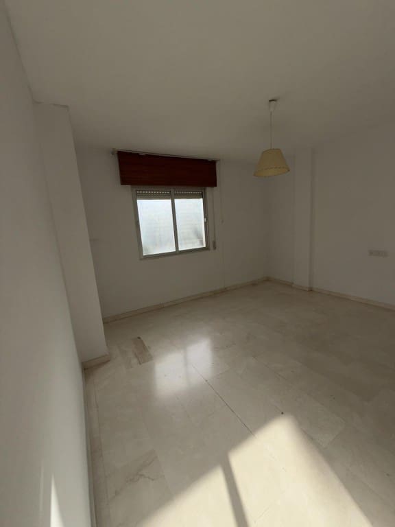 3 bedroom Apartment for sale in Loja - € 77,900 (Ref: 9543422)