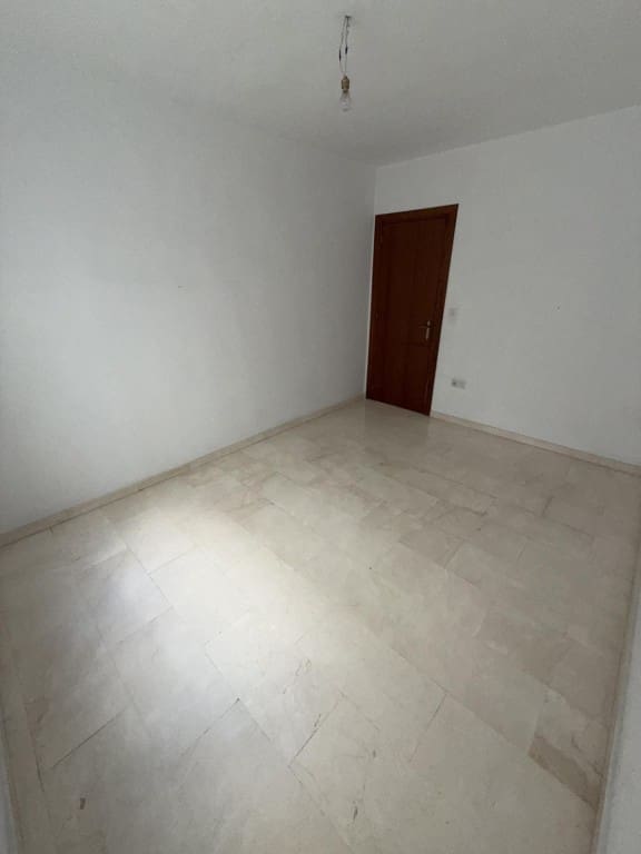 3 bedroom Apartment for sale in Loja - € 77,900 (Ref: 9543422)